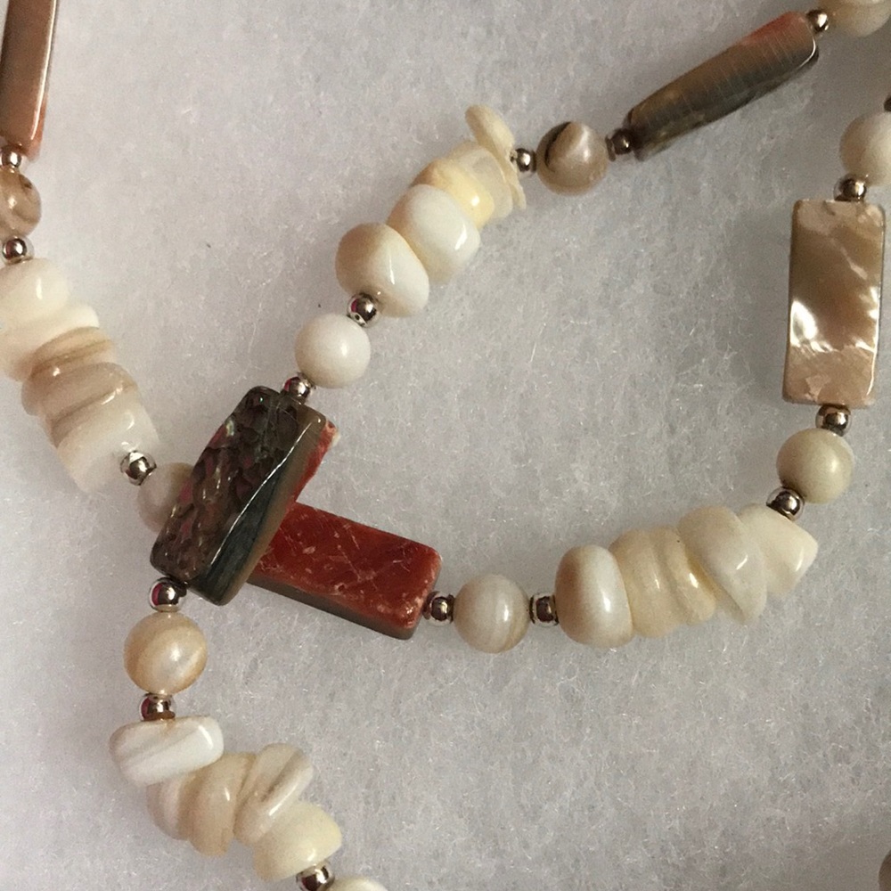 Vintage Japan Genuine Abalone Shell Bead Necklace - Picture 4 of 9